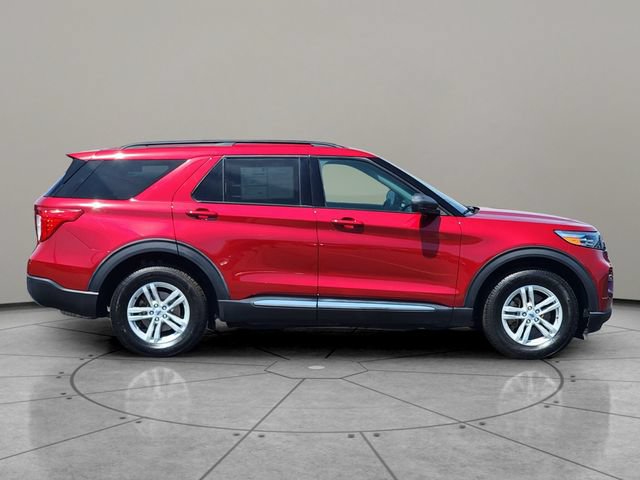 Certified 2023 Ford Explorer XLT w/ Equipment Group 202A AWD/4WD image 13