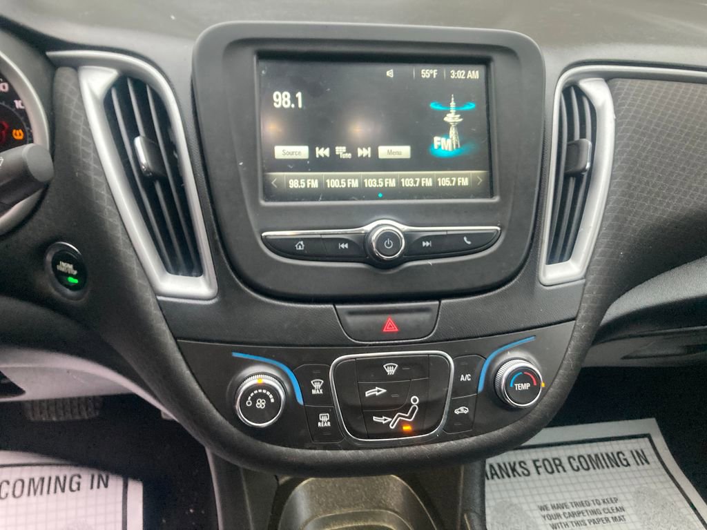 Used 2017 Chevrolet Malibu LS image 22