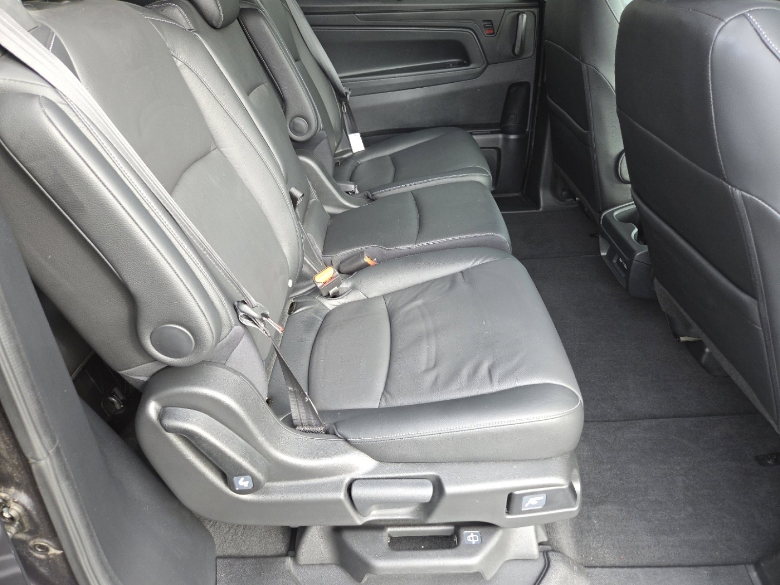 Certified 2024 Honda Odyssey EX-L image 25