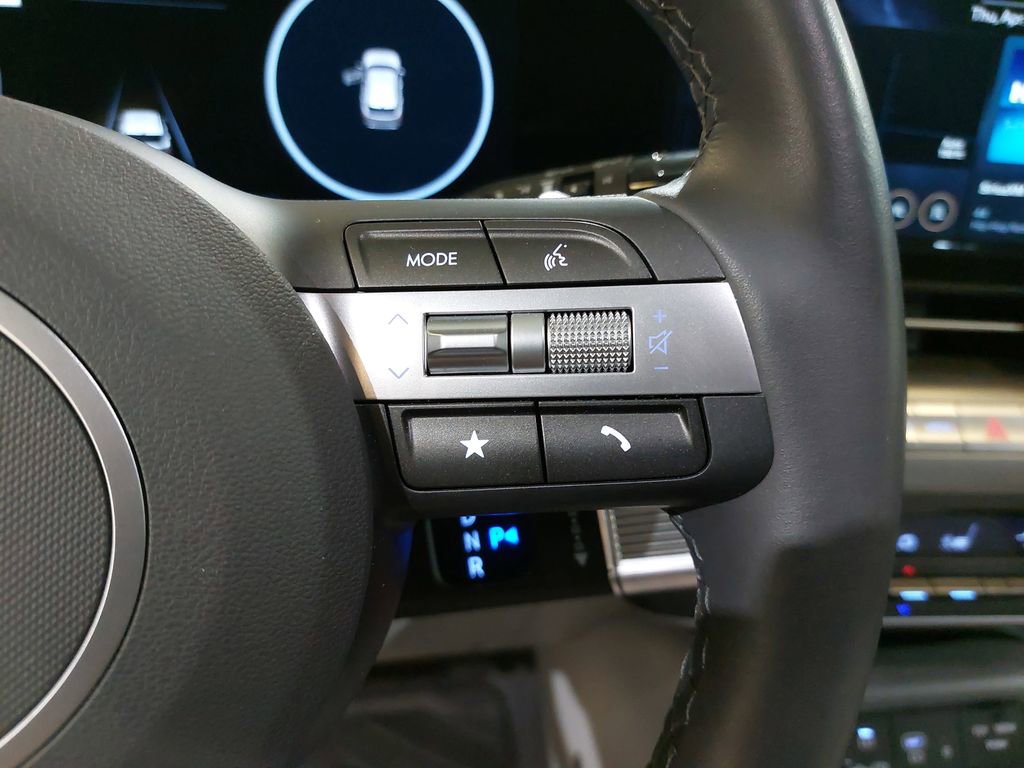 Certified 2025 Hyundai Kona SEL FWD image 19
