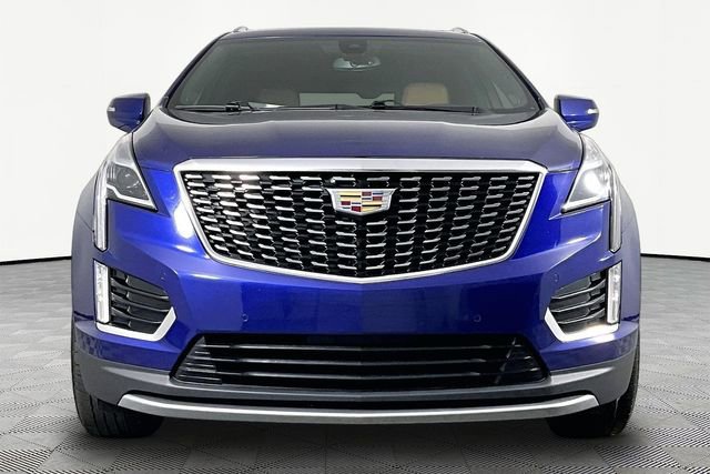 Used 2023 Cadillac XT5 Premium Luxury FWD image 2