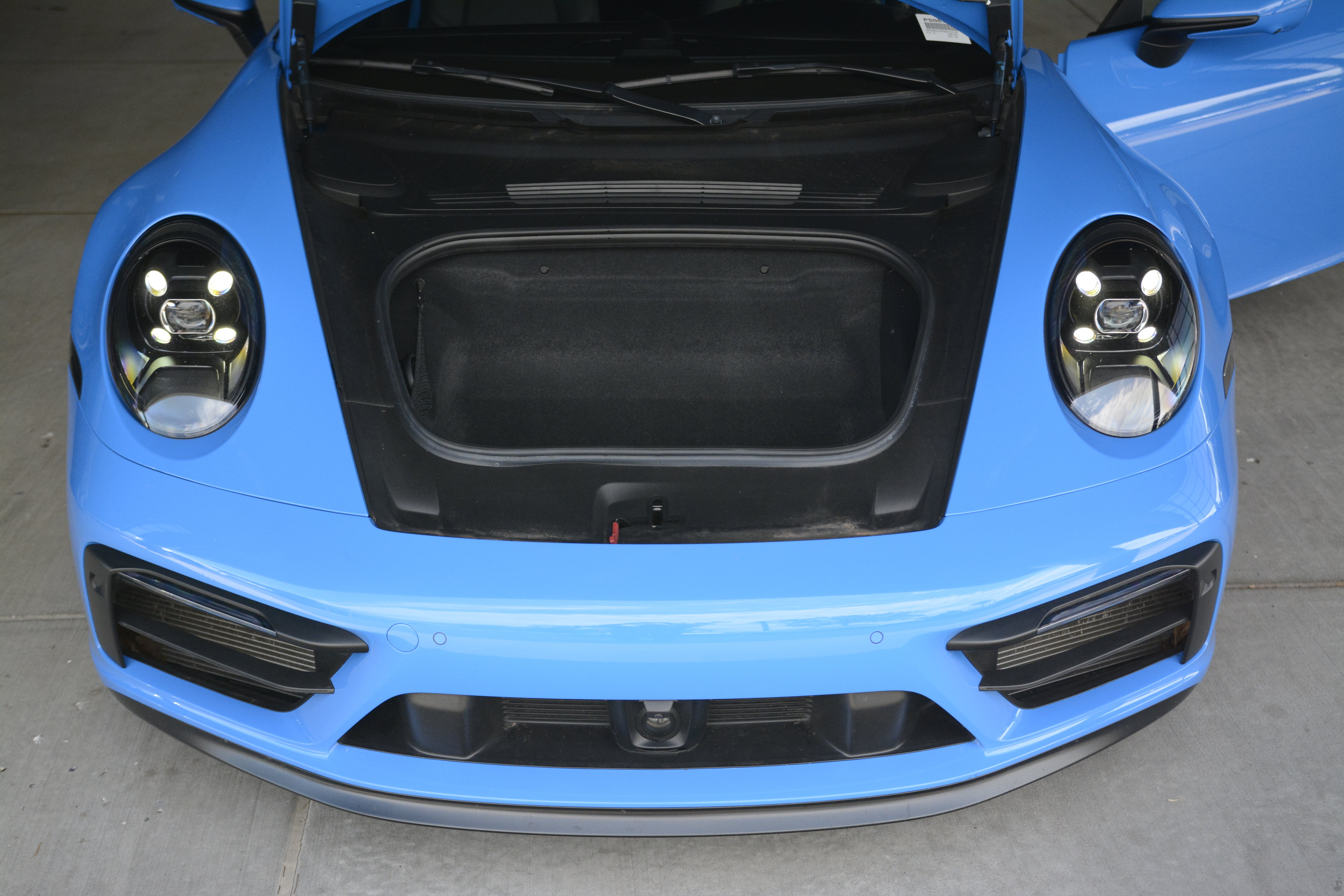 Certified 2022 Porsche 911 Targa 4 GTS AWD/4WD image 32