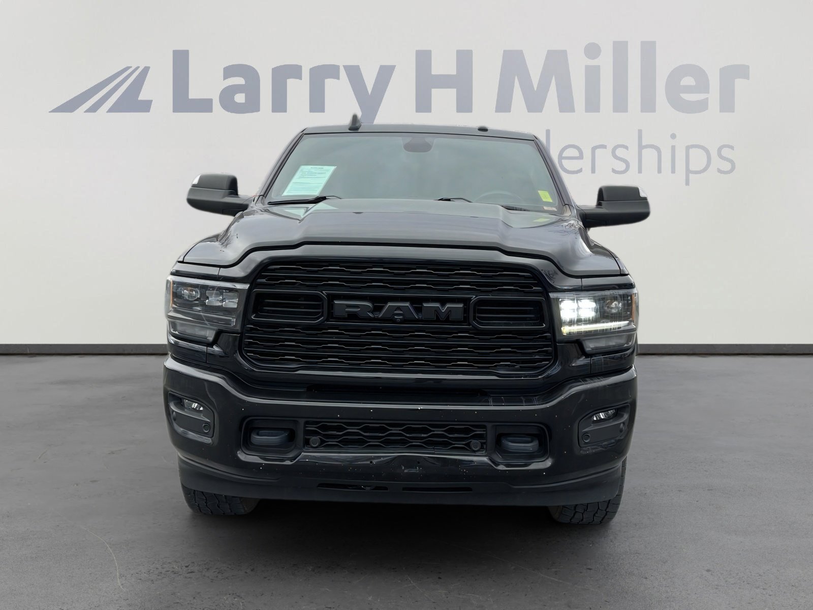 Used 2022 RAM 2500 Limited image 3