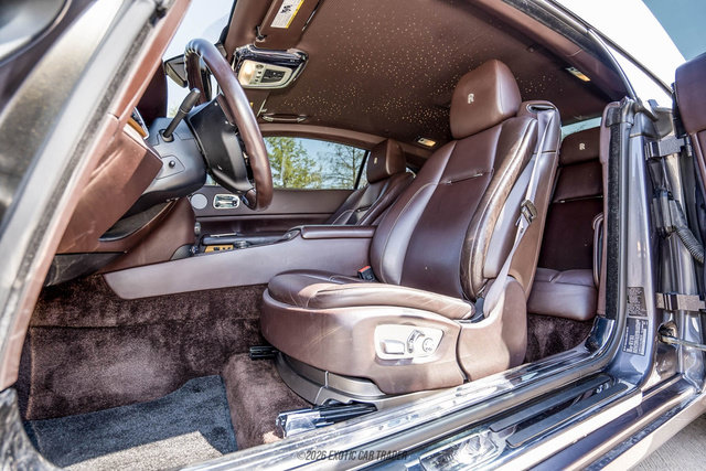 Used 2016 Rolls-Royce Wraith RWD image 60