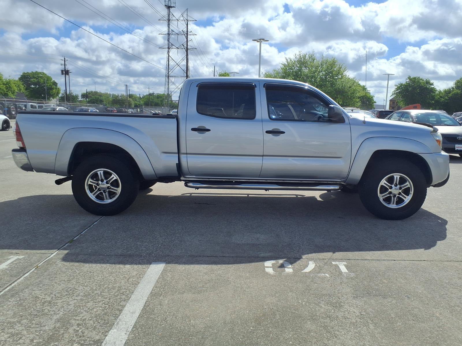 Used 2011 Toyota Tacoma PreRunner w/ SR5 Pkg #2 RWD image 24