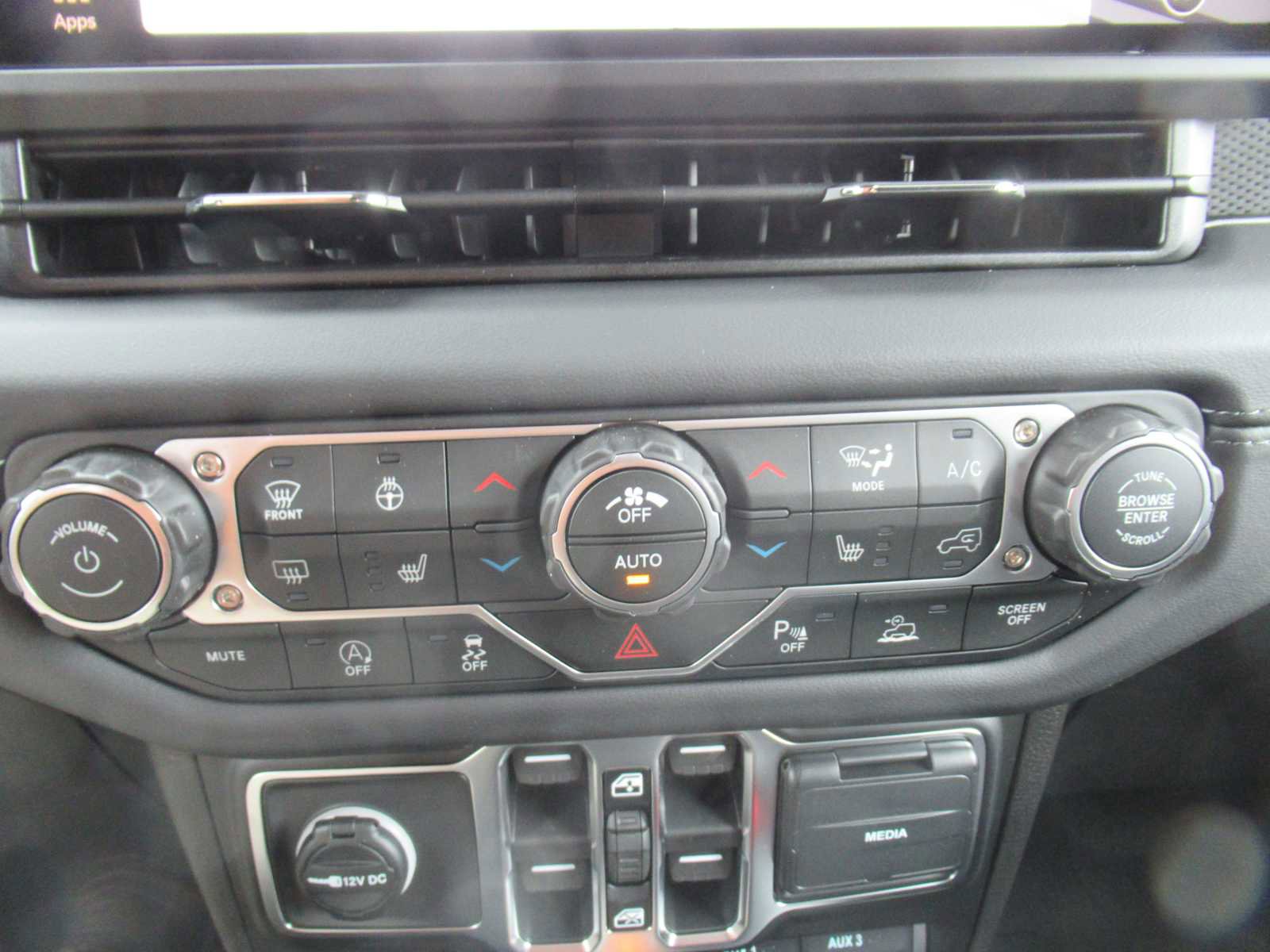 New 2026 Jeep Wrangler Unlimited Rubicon image 37