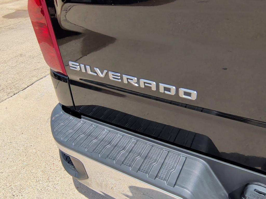 Used 2020 Chevrolet Silverado 1500 LT w/ Texas Edition RWD image 43