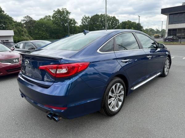 Used 2017 Hyundai Sonata Sport w/ Value Edition Package 02 FWD image 4