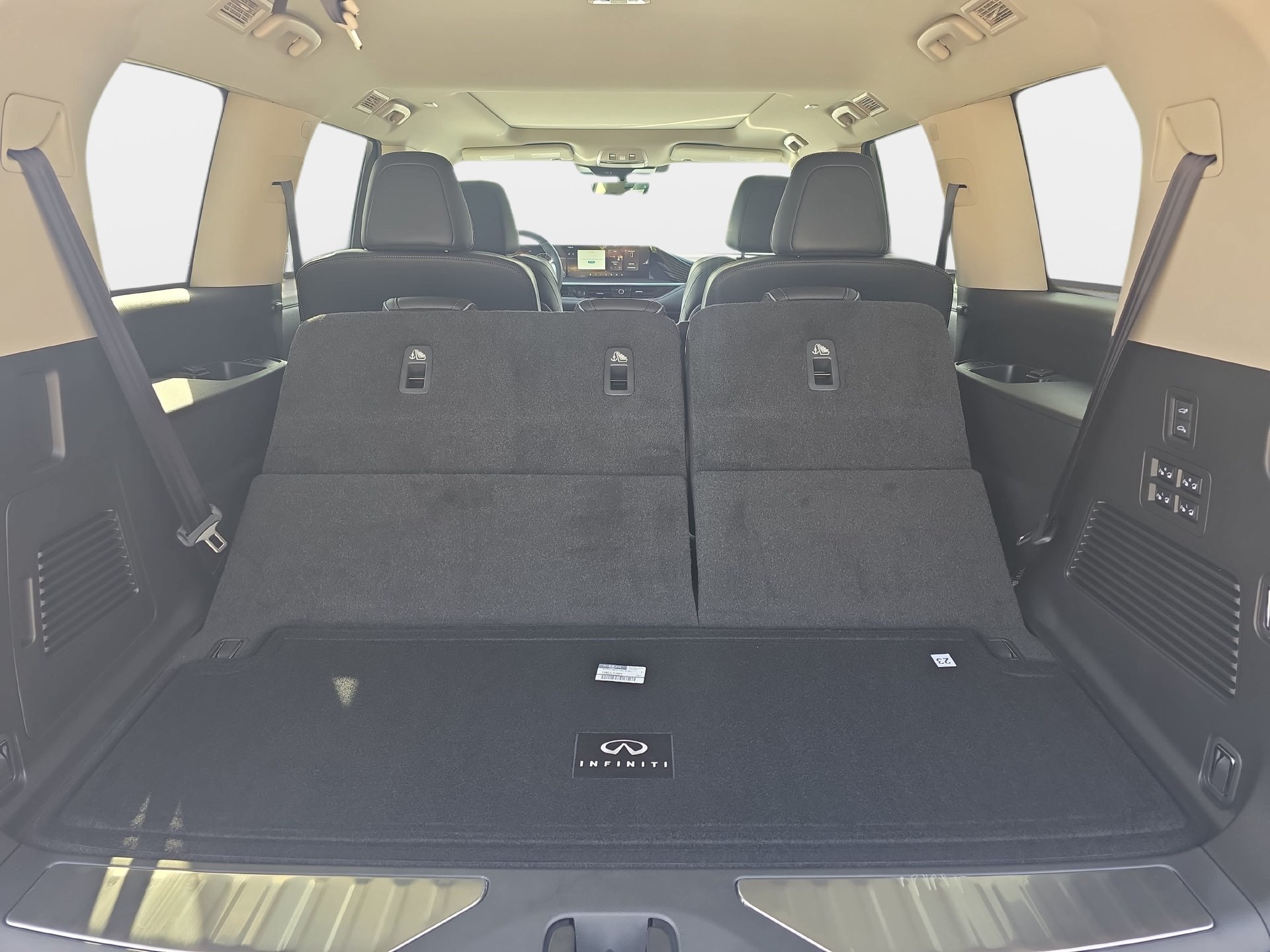 New 2027 INFINITI QX80 Luxe w/ Cargo Package AWD/4WD image 12