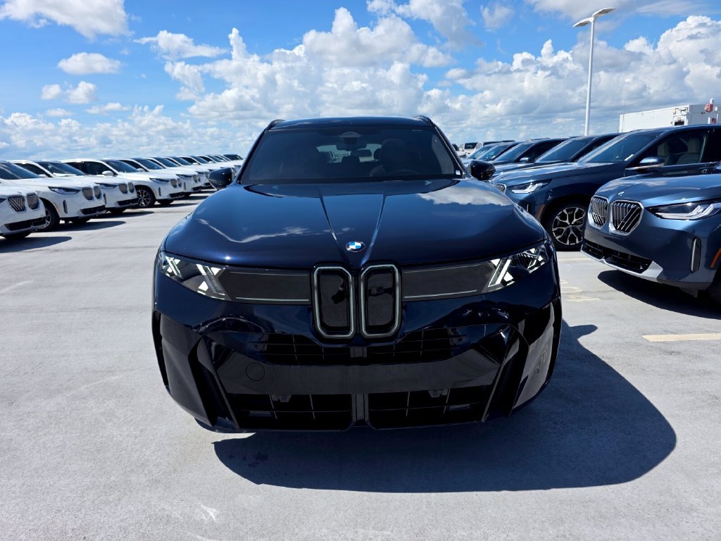 New 2027 BMW X5 xDrive50e w/ M Sport Professional Package AWD/4WD image 2