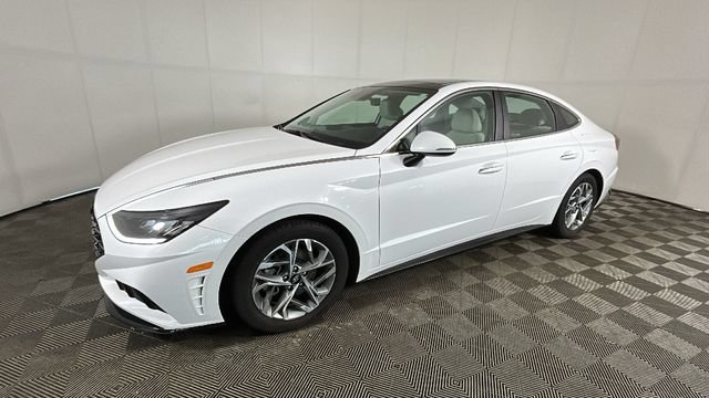 Used 2023 Hyundai Sonata SEL w/ Convenience Package FWD image 6