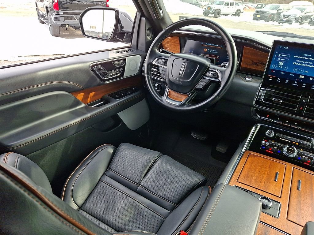 Used 2023 Lincoln Navigator Black Label AWD/4WD image 15