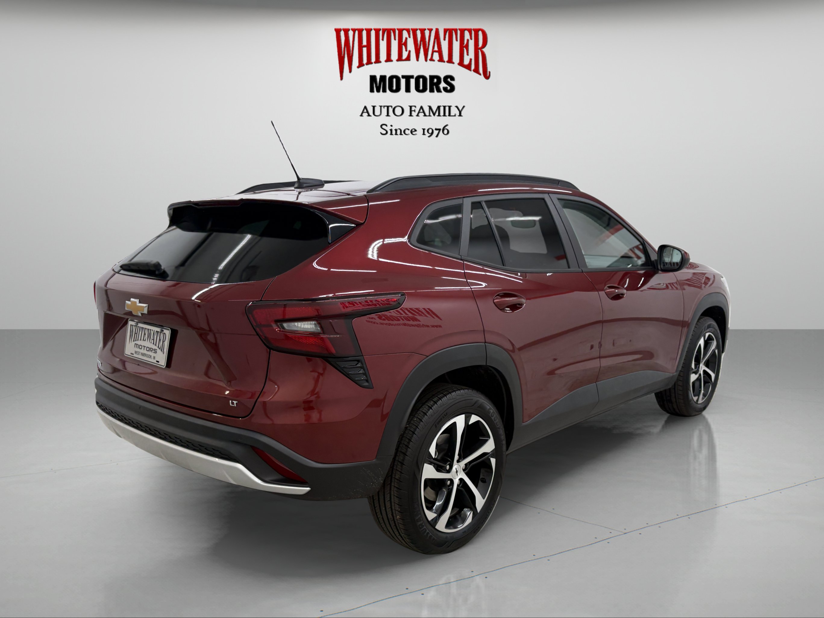 Used 2025 Chevrolet Trax LT w/ Driver Confidence Package FWD image 4