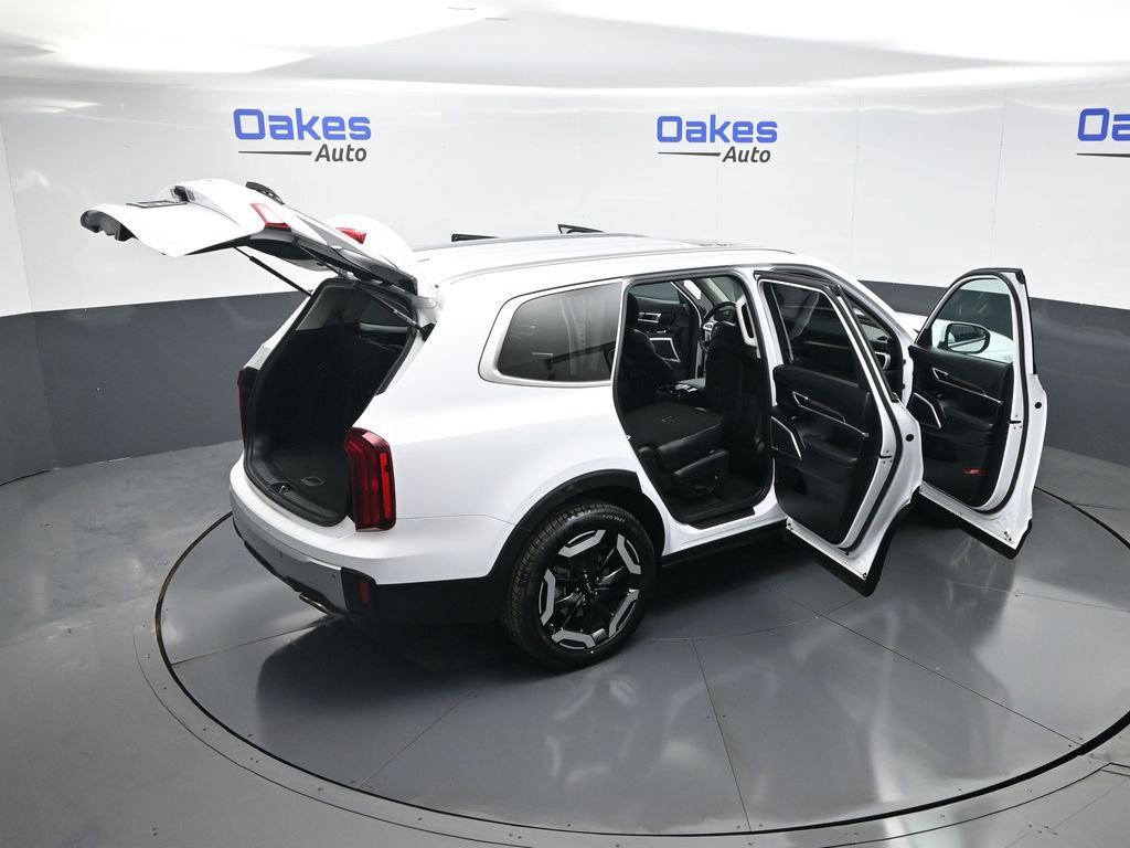 Certified 2024 Kia Telluride S w/ S Sunroof Package image 61