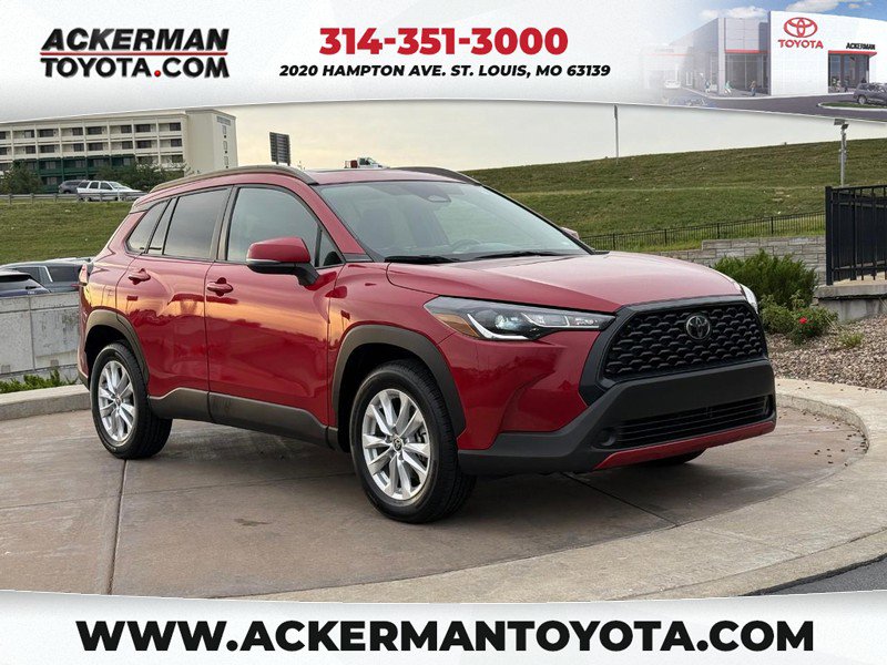 Certified 2023 Toyota Corolla Cross LE w/ Moonroof Package