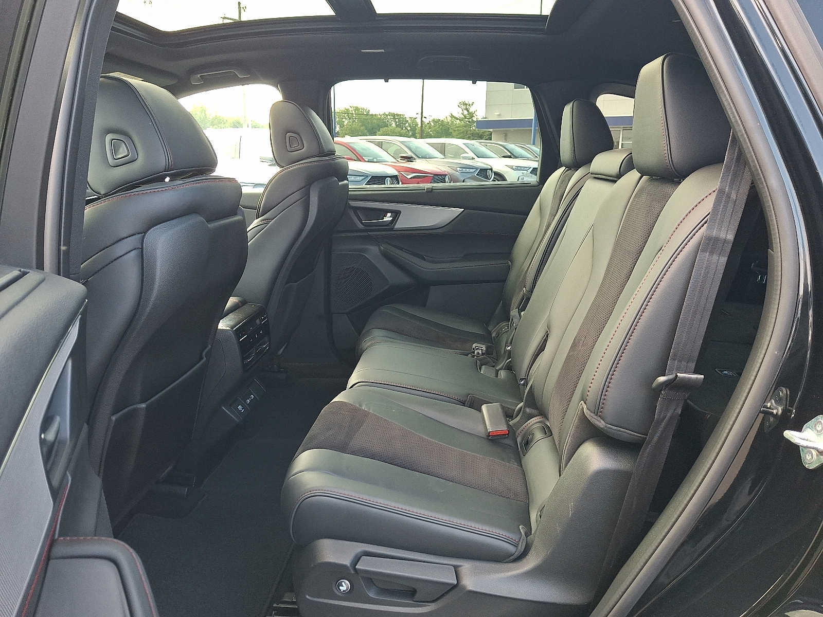 Used 2024 Acura MDX A-Spec AWD/4WD image 10