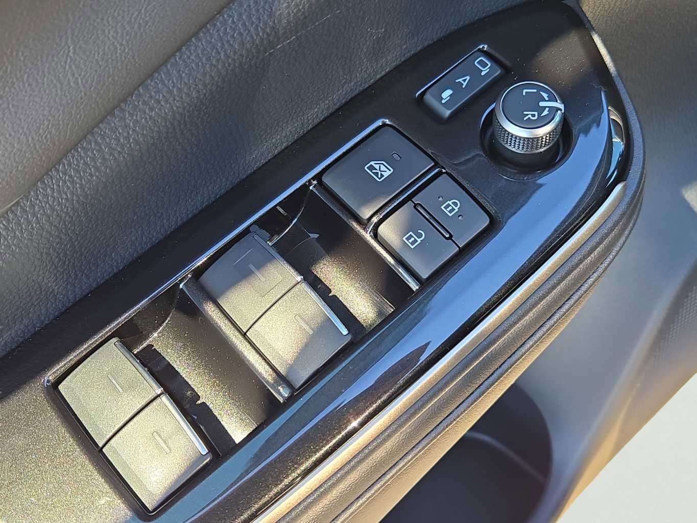 New 2026 Toyota Crown Nightshade image 11