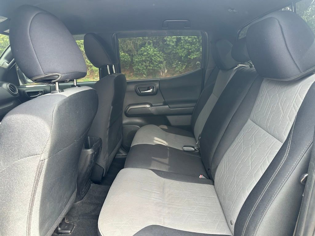 Used 2021 Toyota Tacoma TRD Sport AWD/4WD image 12