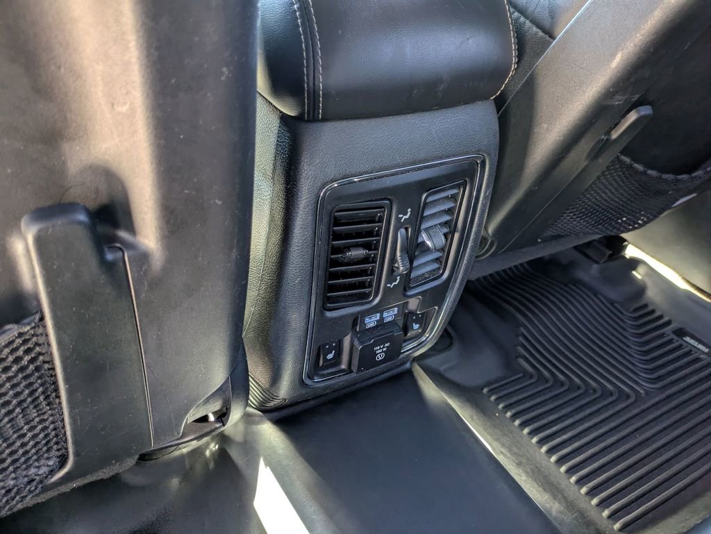 Used 2017 Jeep Grand Cherokee Limited AWD/4WD image 23