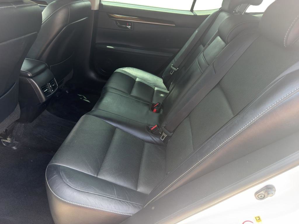Used 2013 Lexus ES 350 w/ Luxury Pkg FWD image 7