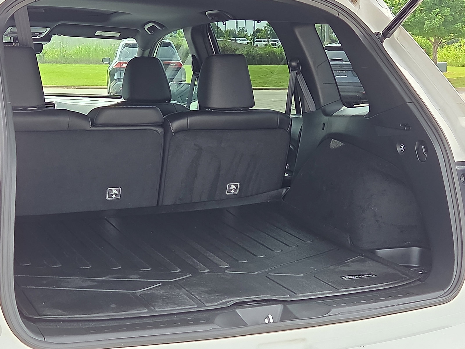 Used 2023 Honda Passport Elite image 9