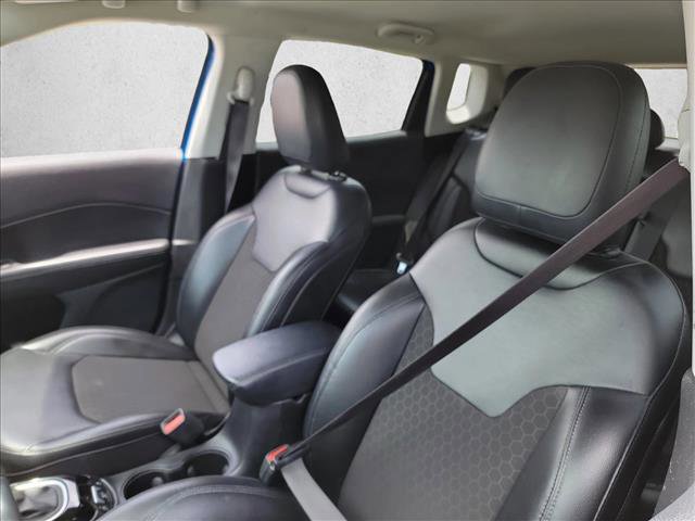 Used 2021 Jeep Compass Latitude FWD image 10