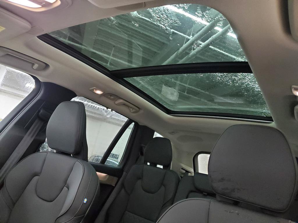 New 2027 Volvo XC90 B6 Plus AWD/4WD image 7