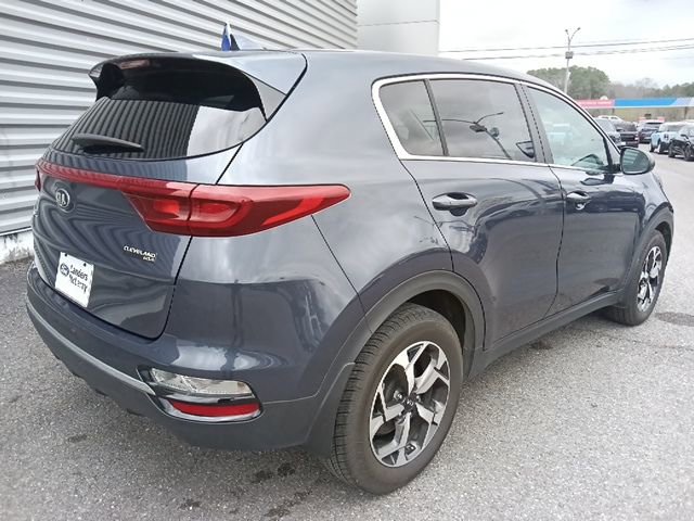 Used 2022 Kia Sportage LX image 3