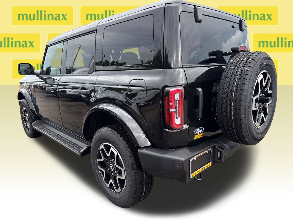 New 2026 Ford Bronco Outer Banks AWD/4WD image 4
