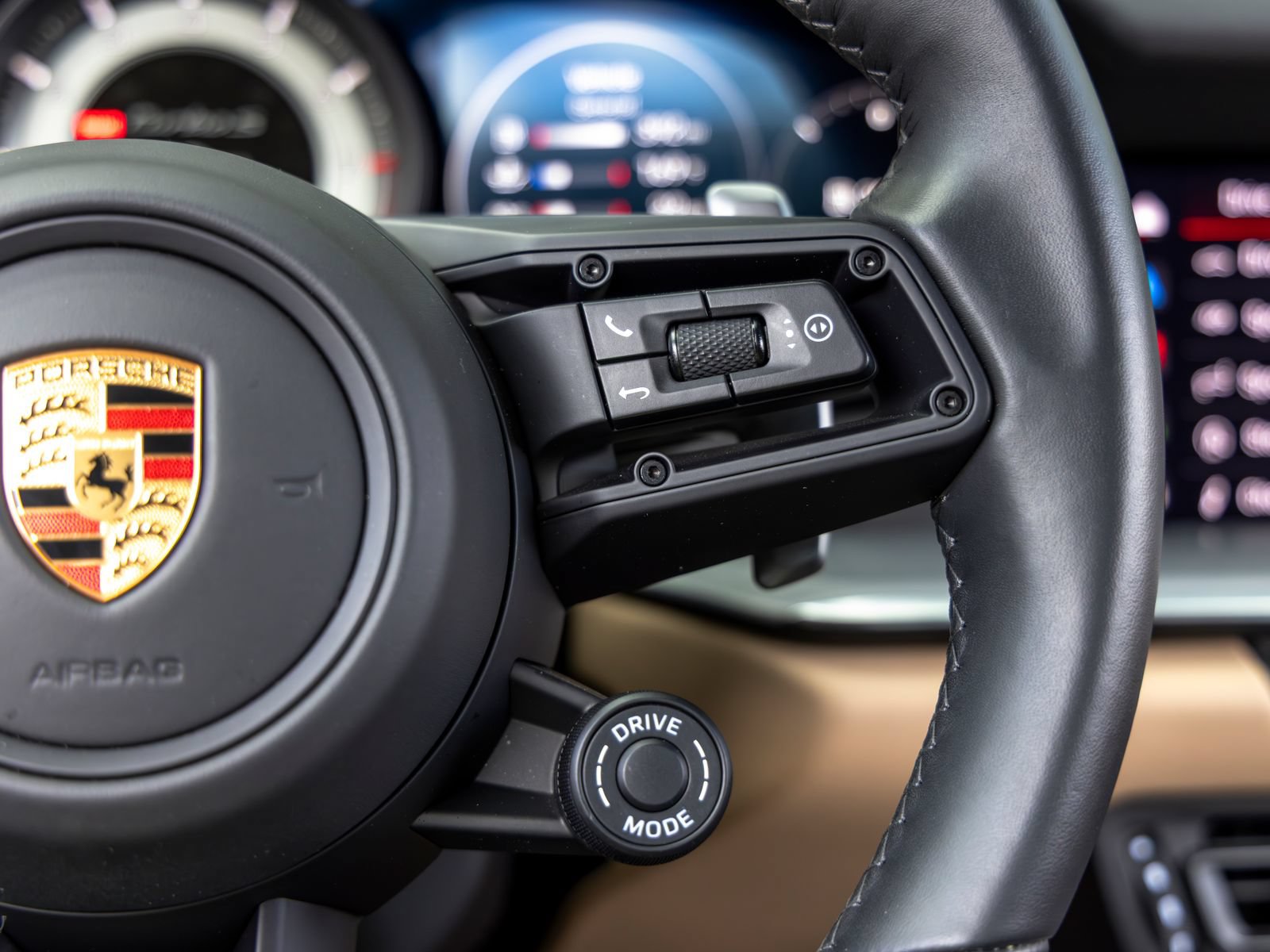 Certified 2023 Porsche 911 Turbo S AWD/4WD image 36