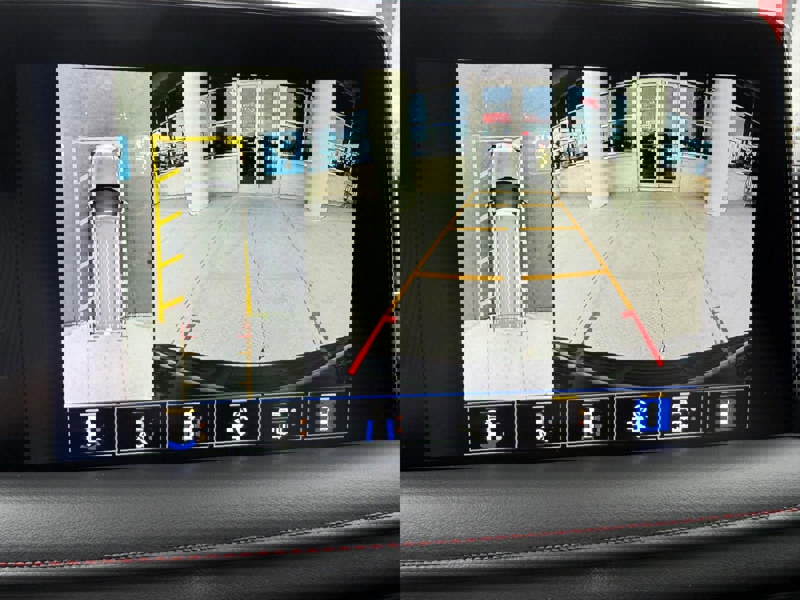 Used 2022 Chevrolet Tahoe RST w/ Luxury Package image 32