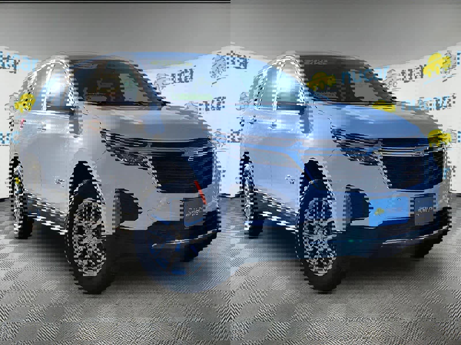 Used 2023 Chevrolet Equinox LT image 1