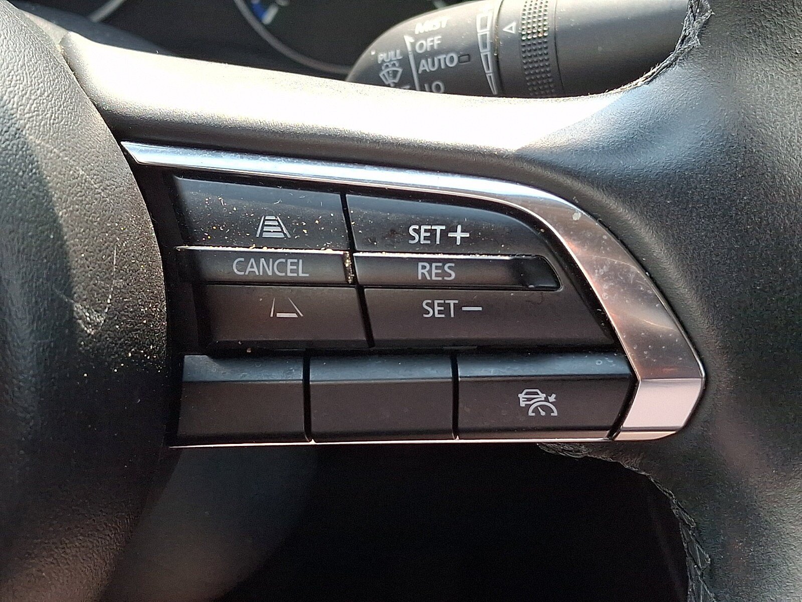 Used 2024 MAZDA MAZDA3 s FWD image 22