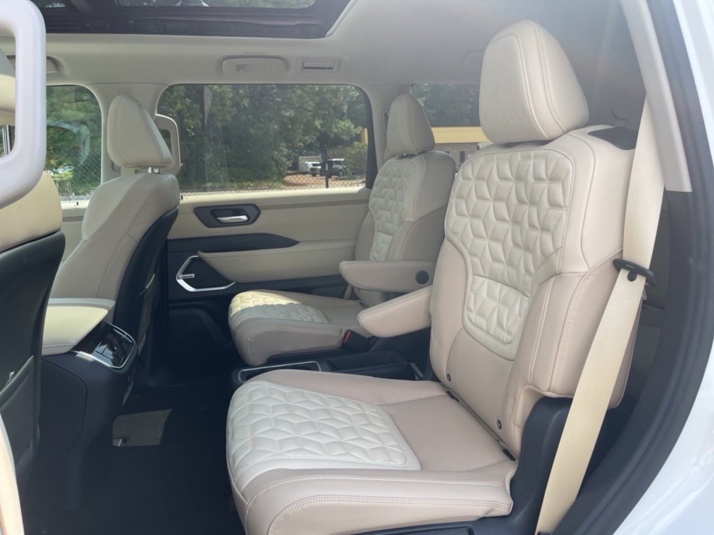 New 2026 Nissan Armada Platinum image 17