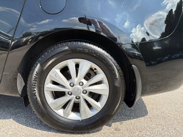 Used 2018 Kia Sedona LX FWD image 32