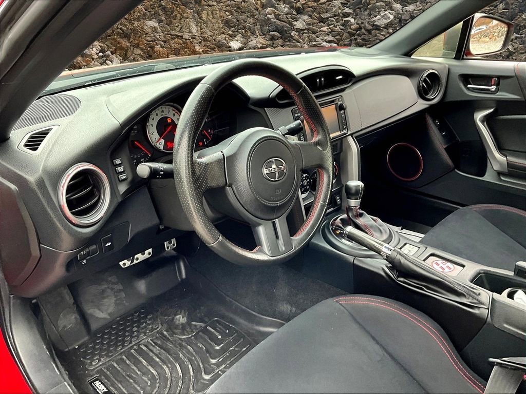Used 2015 Scion FR-S image 10