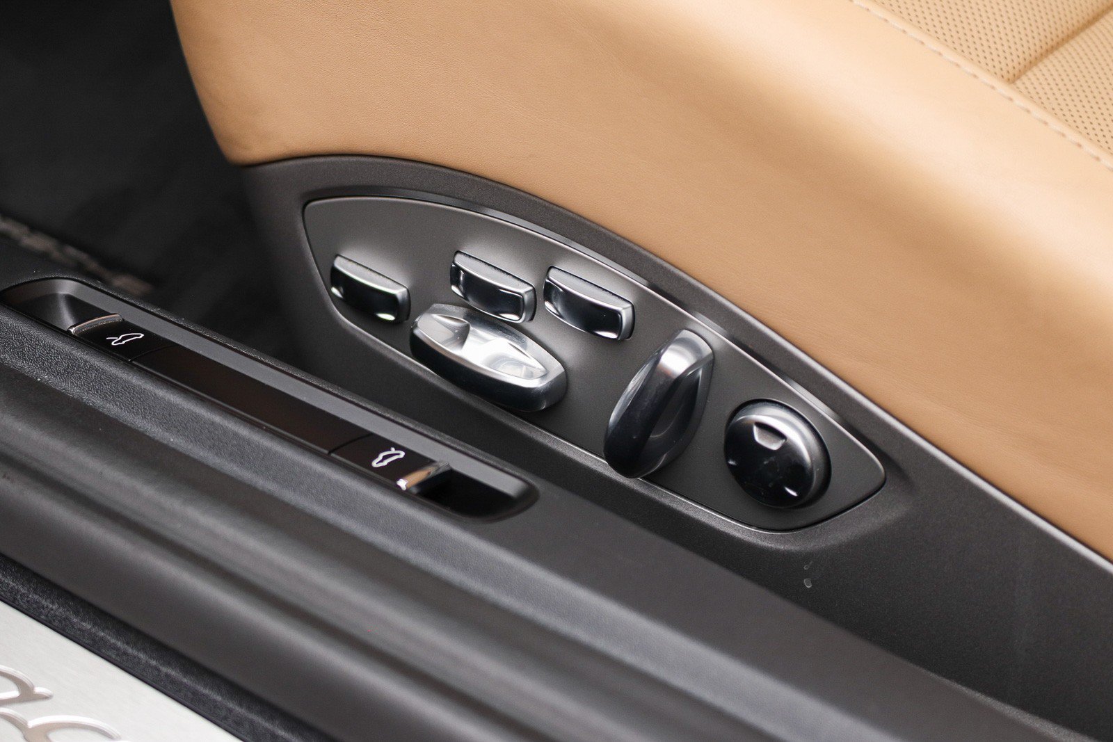 Used 2019 Porsche 911 Targa 4 AWD/4WD image 37