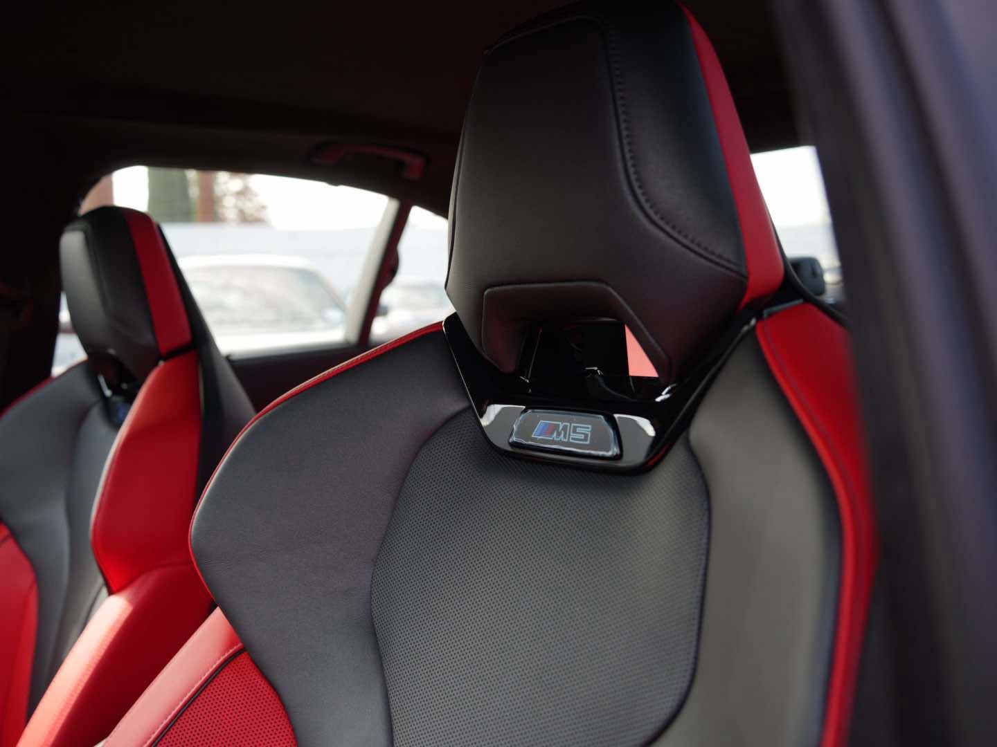 New 2026 BMW M5 AWD w/ Carbon Package image 19