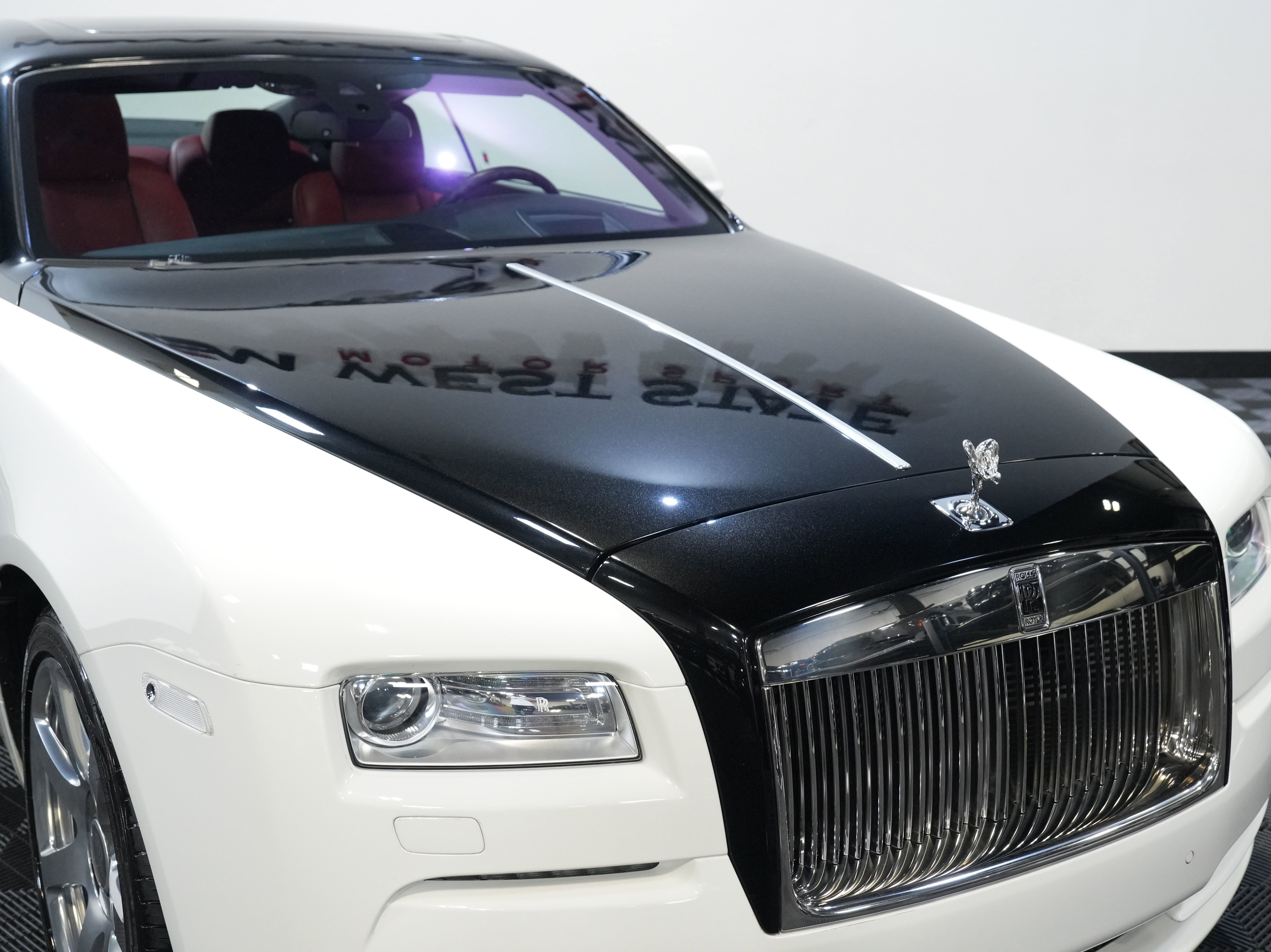 Used 2014 Rolls-Royce Wraith RWD image 13