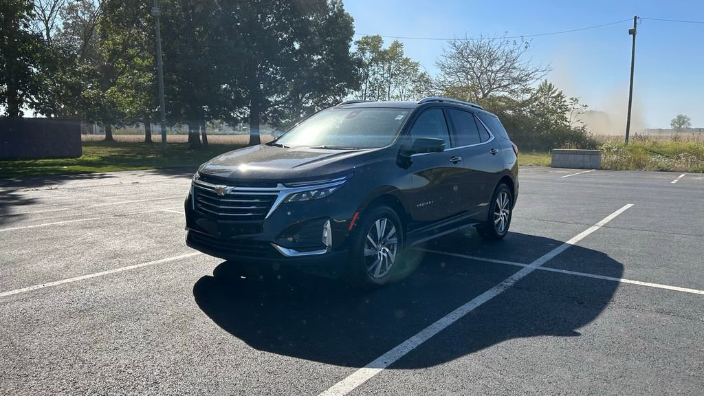Used 2024 Chevrolet Equinox Premier w/ LPO, Floor Liner Package image 3