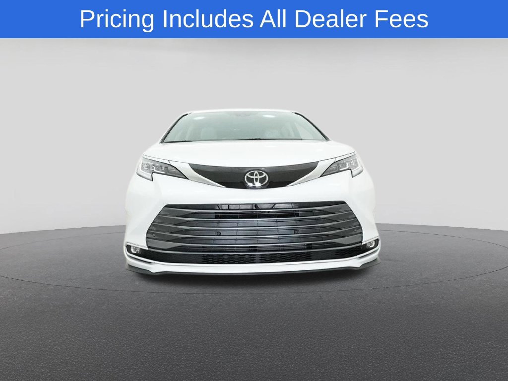 New 2026 Toyota Sienna Limited AWD/4WD image 31