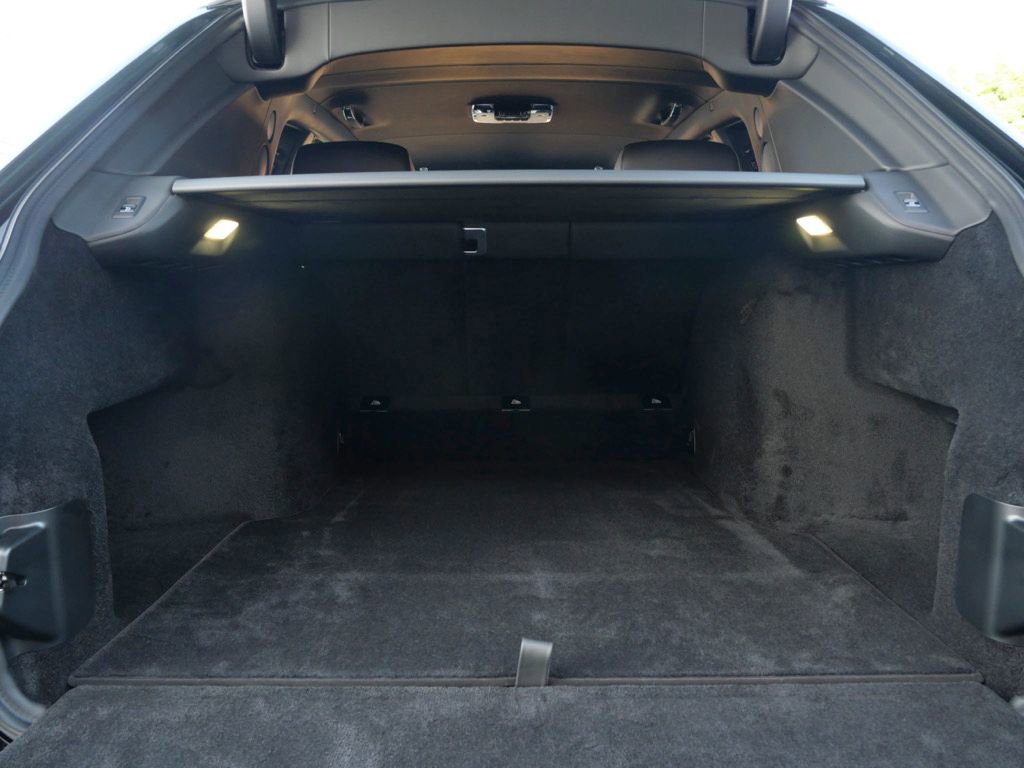 Certified 2023 Rolls-Royce Cullinan AWD/4WD image 31
