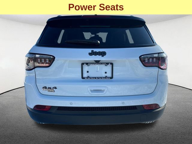 Used 2025 Jeep Compass Limited w/ Sun & Sound Group image 12