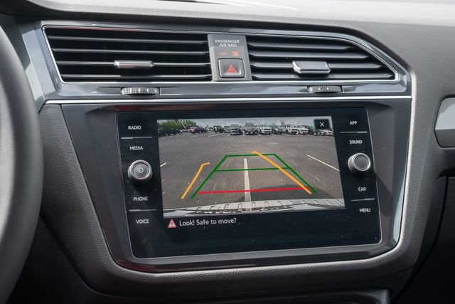 Used 2023 Volkswagen Tiguan SE FWD image 14