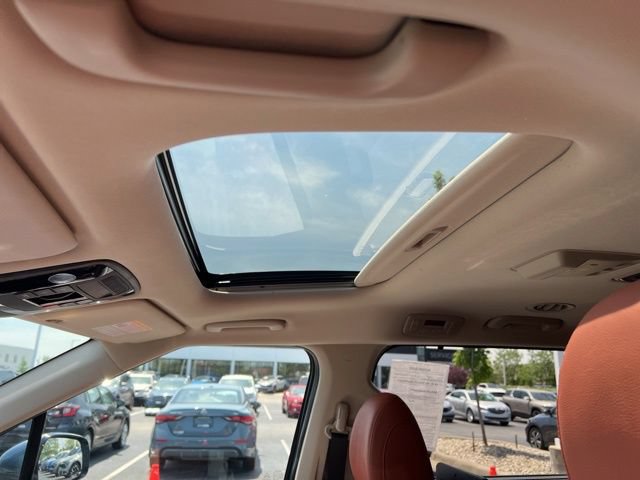 Certified 2024 Kia Carnival SX Prestige FWD image 27