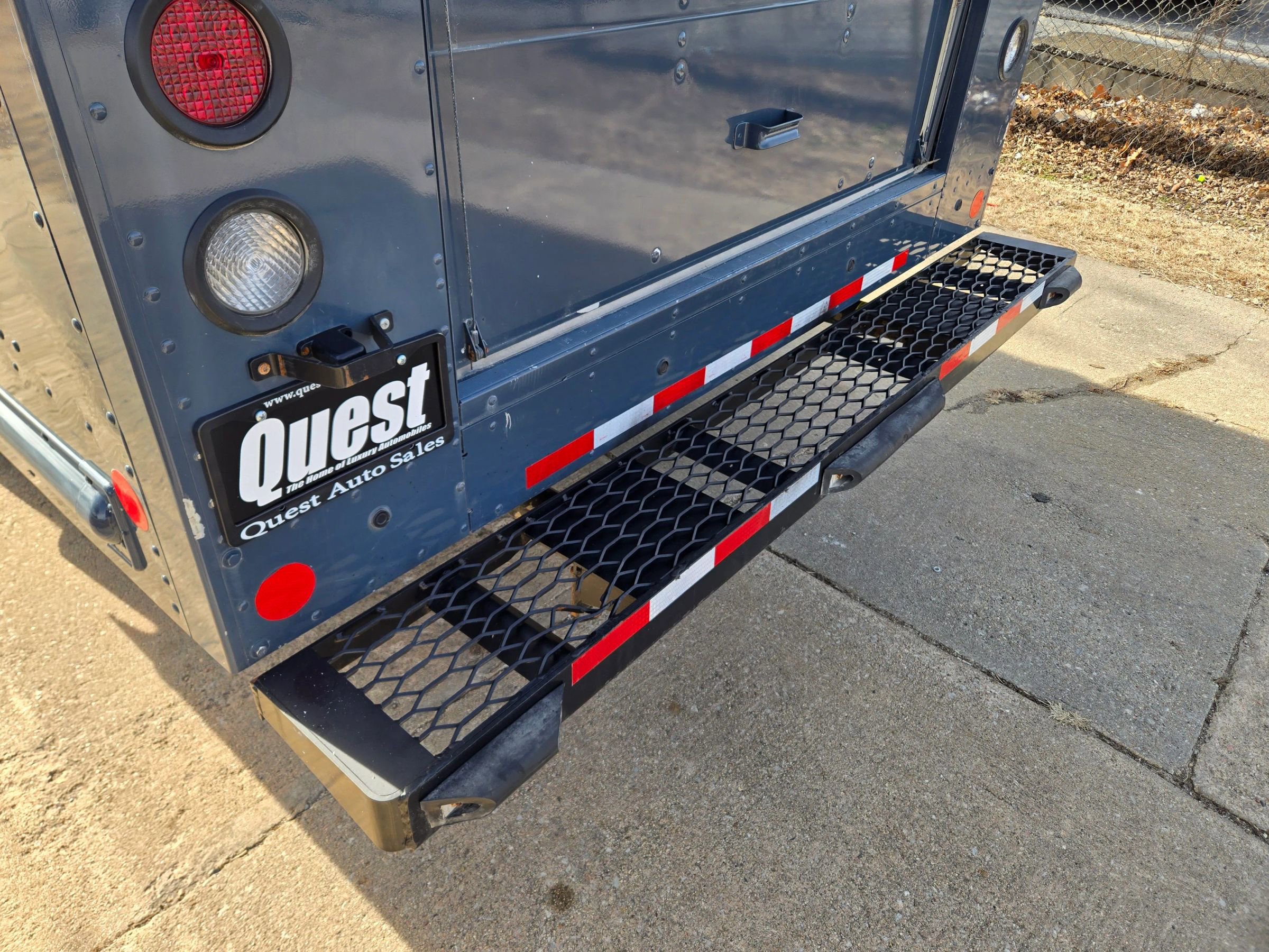 Used 2022 Ford Transit 350 350 HD XL Cutaway Van 2D image 23