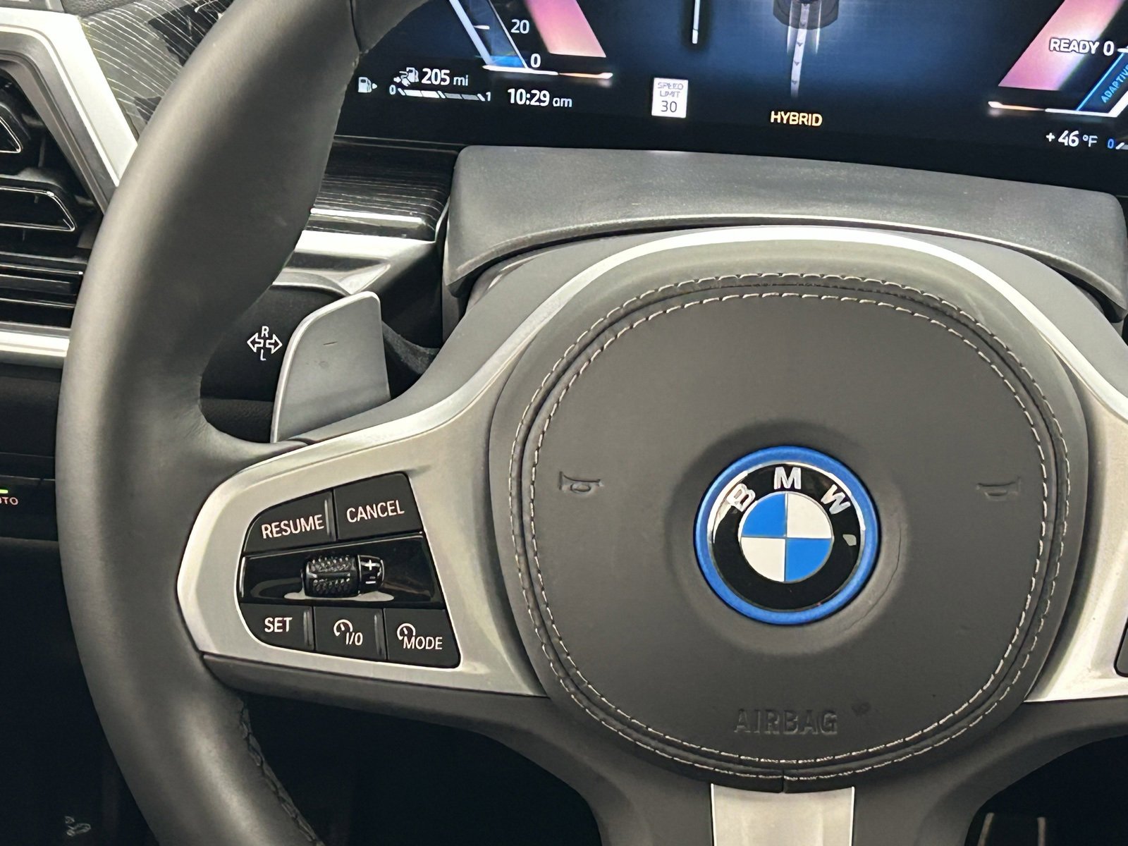 Used 2025 BMW X5 xDrive50e w/ M Sport Package image 11