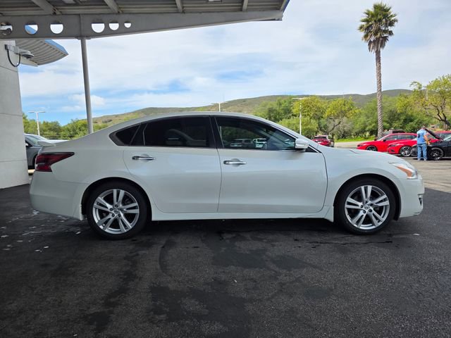 Used 2015 Nissan Altima 3.5 SL FWD image 8