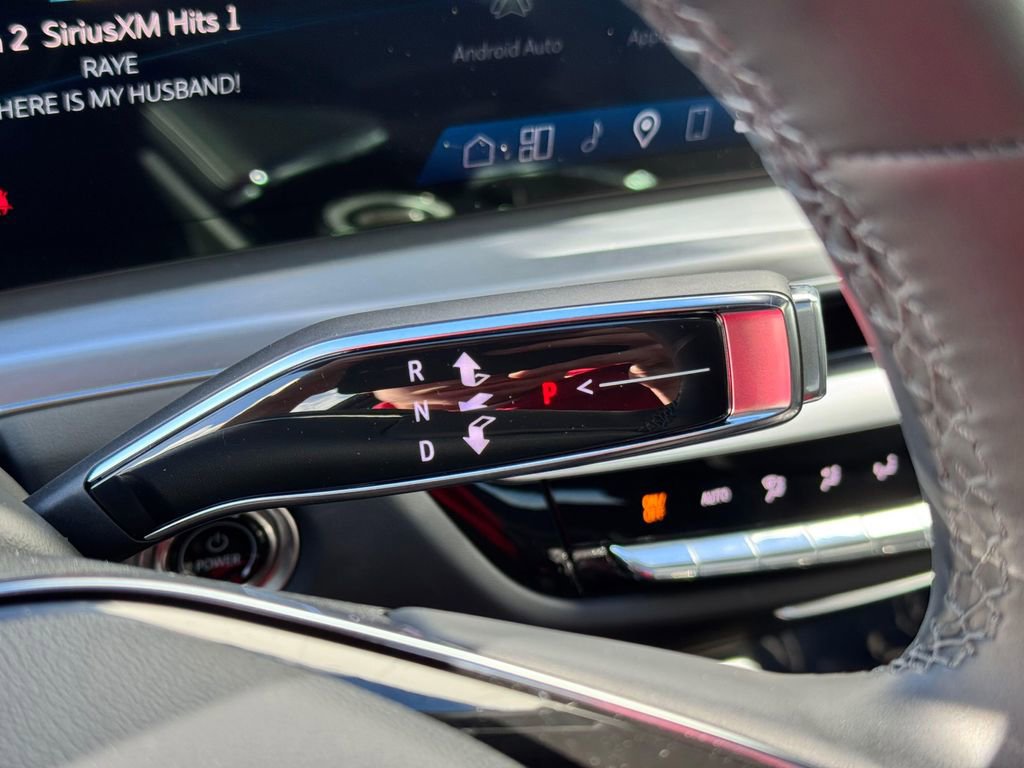 Used 2025 Cadillac Lyriq Sport image 27