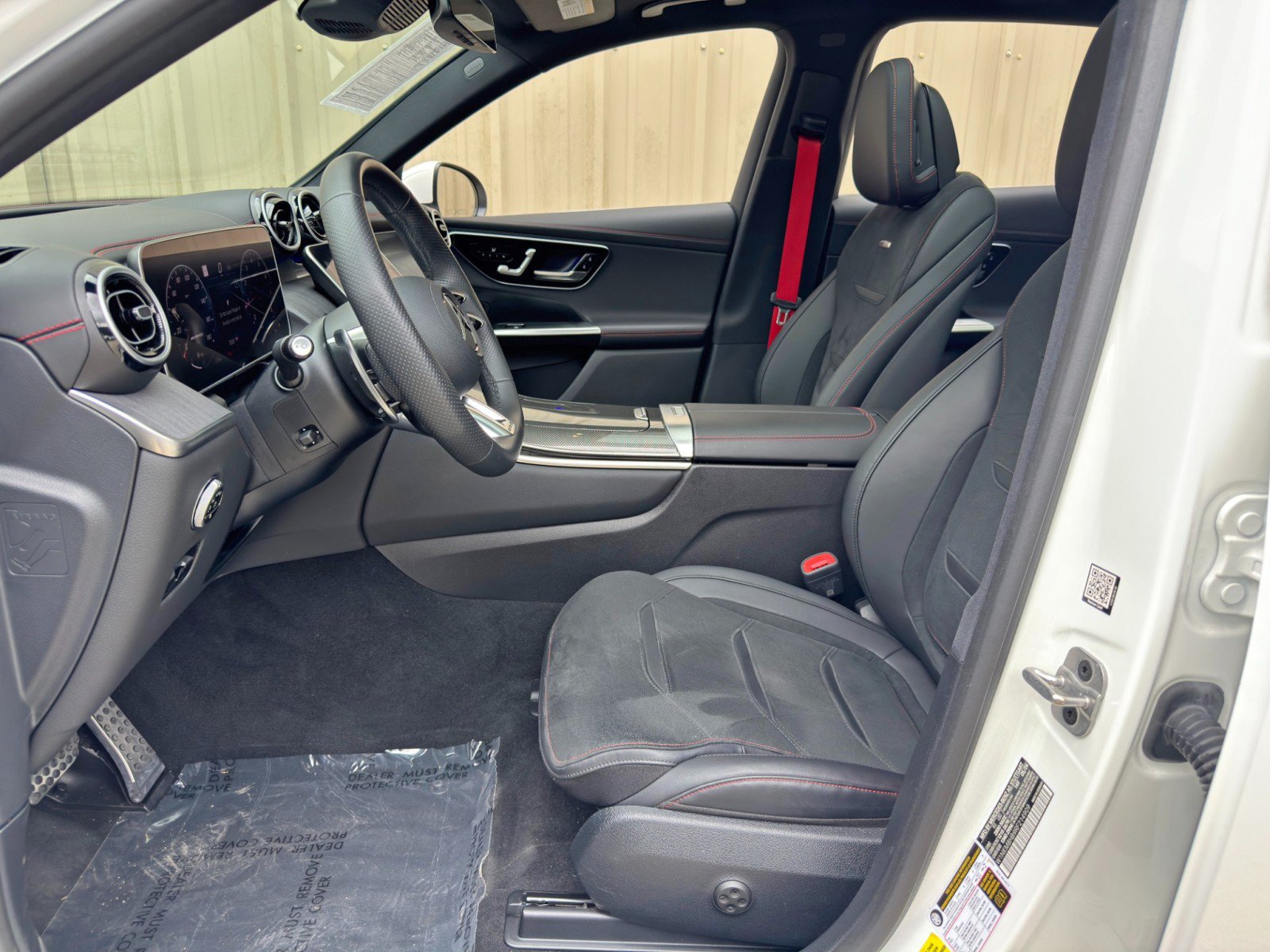 Used 2024 Mercedes-Benz GLC 43 AMG 4MATIC image 17